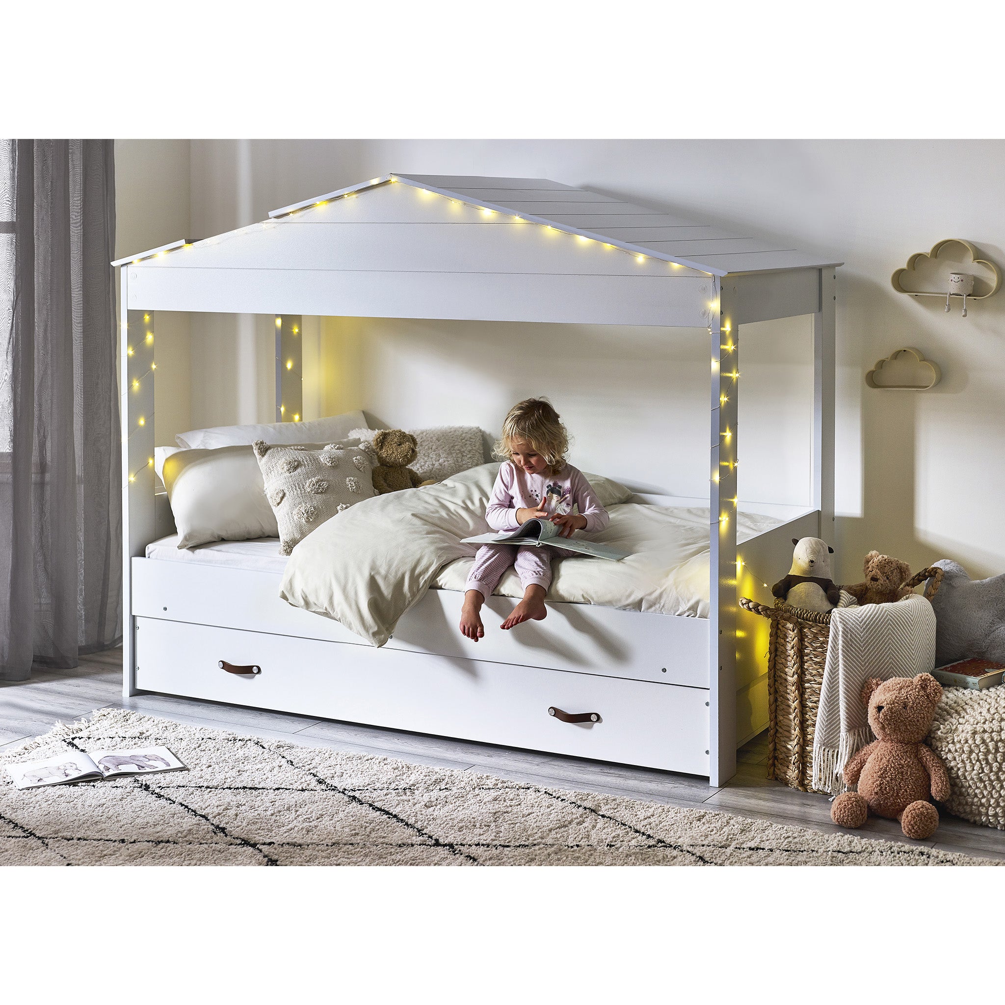 Hut House Low Sleeper Bed with Storage